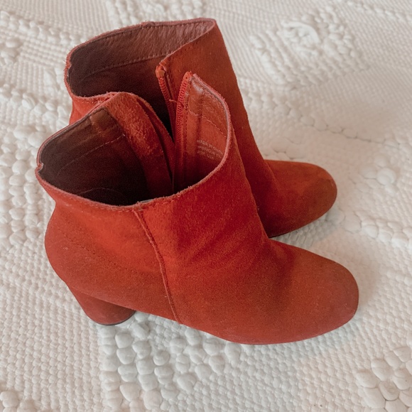 Urban Outfitters Red Booties - Picture 3 of 3